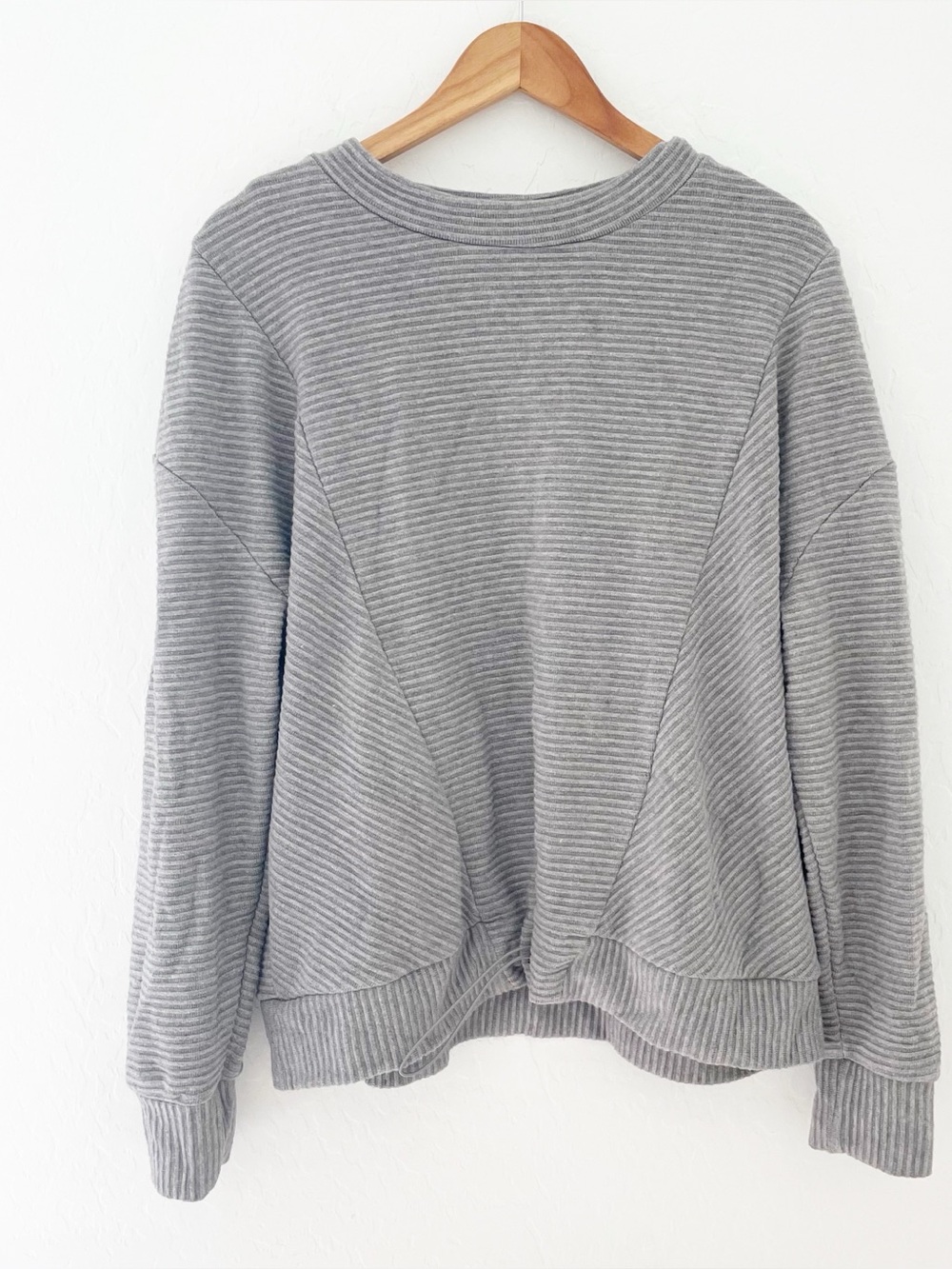 Simply Vera wang ribbed cinched blouse size XXL